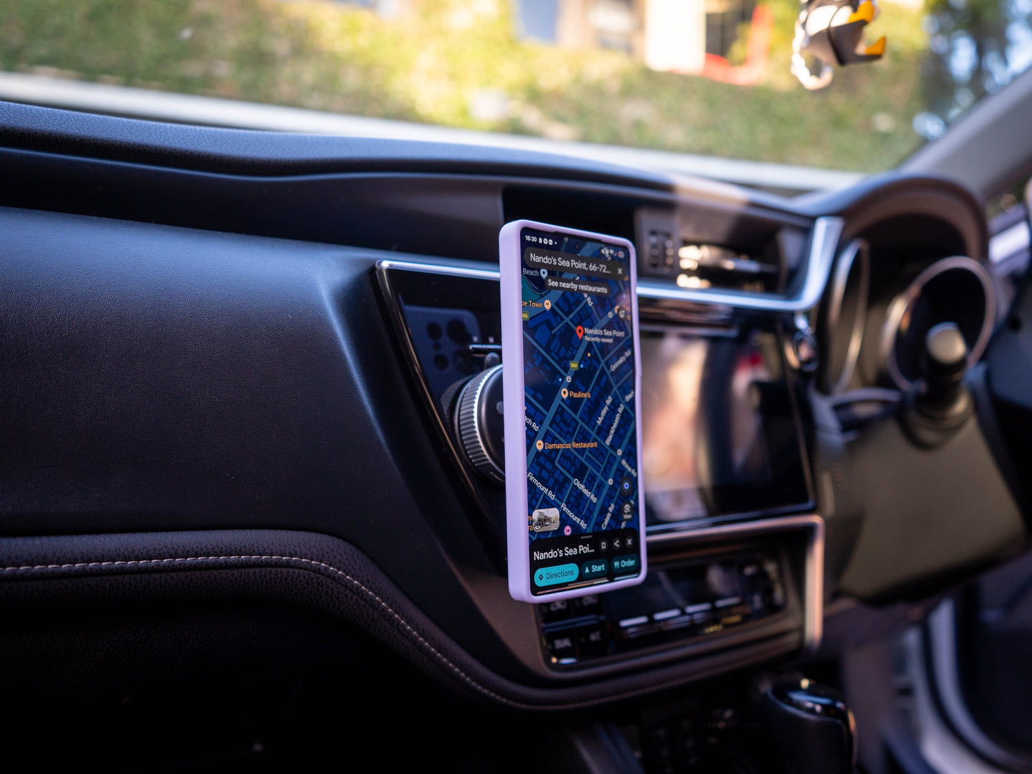 Magnetic Vacuum Phone Mount